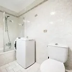 Julia Calme Spacieux - Parking Prive - Clim Apartman Menton